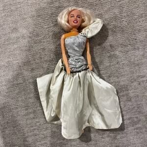 Marilyn Monroe DSI 12 IN Doll [Silver Sizzle]